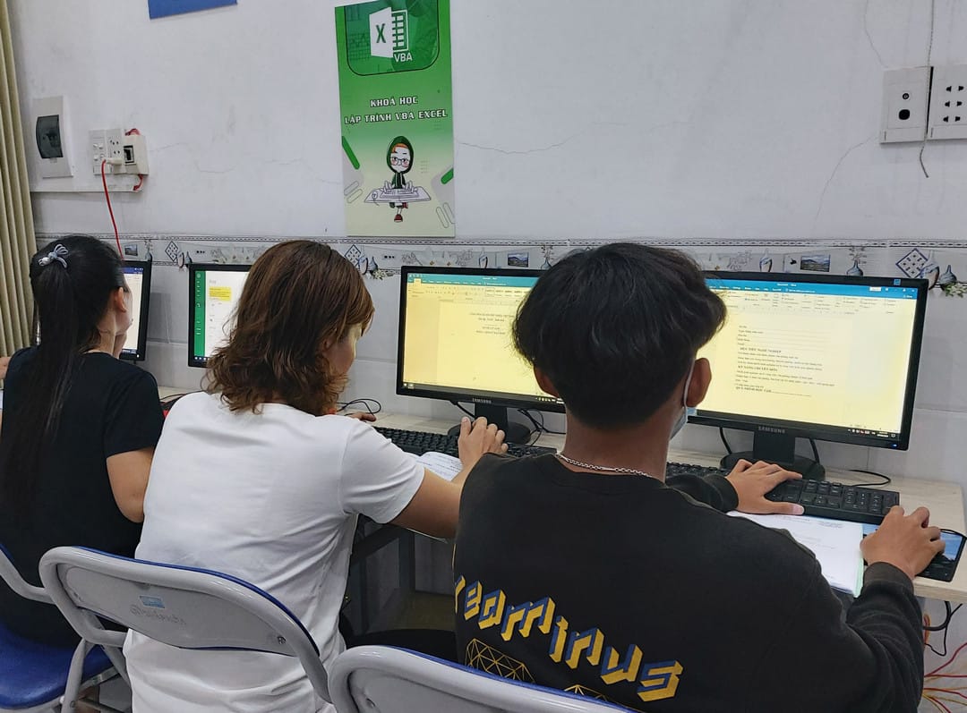 gia sư dạy kèm tin học văn phòng