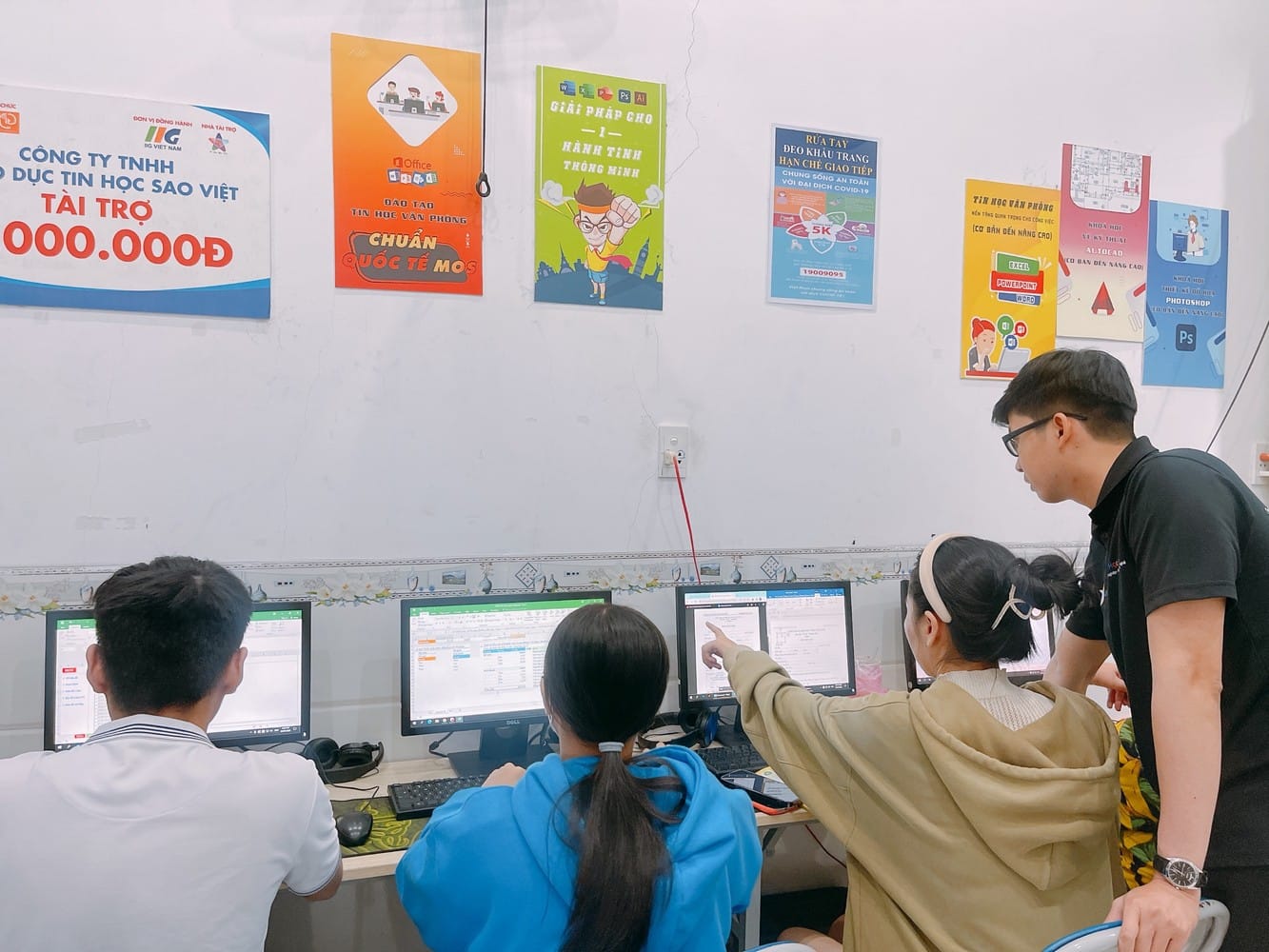 các trung tâm tin học tốt nhất