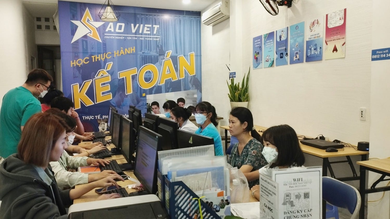 trung tâm tin học sao việt