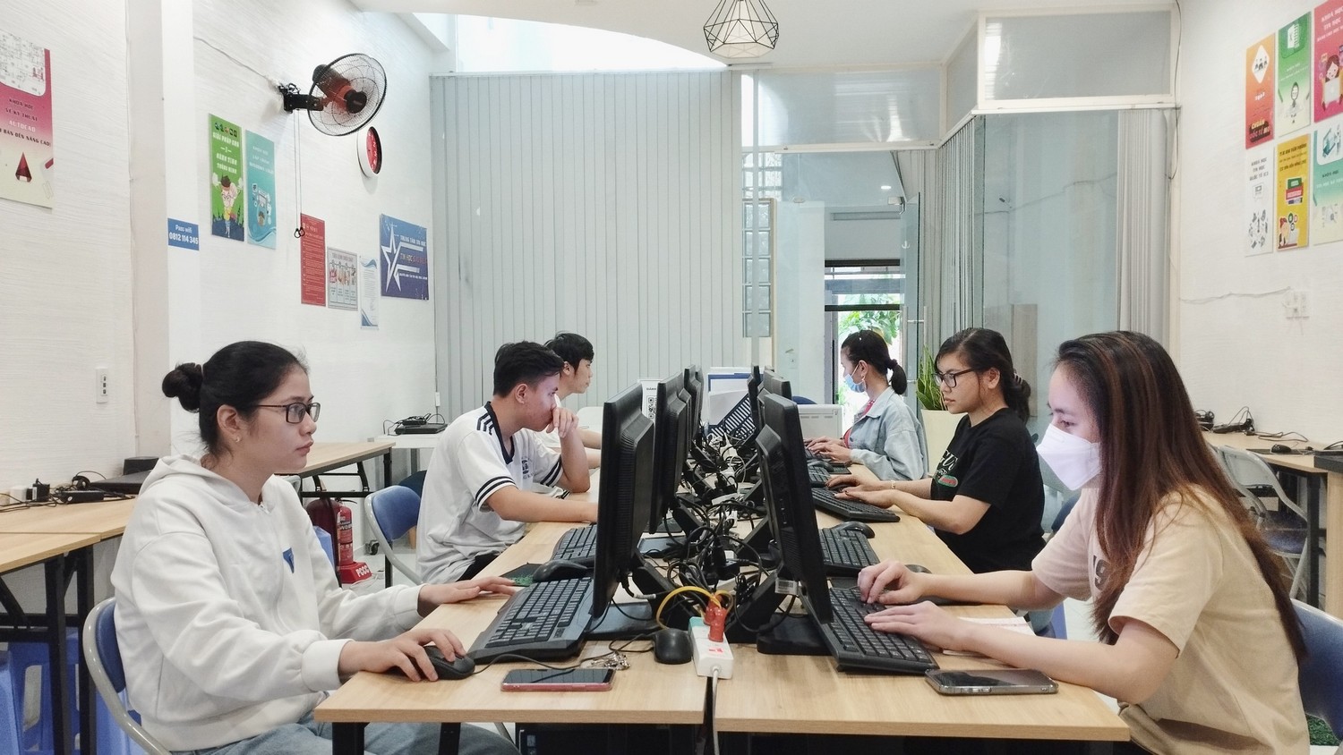 trung tâm tin học sao việt