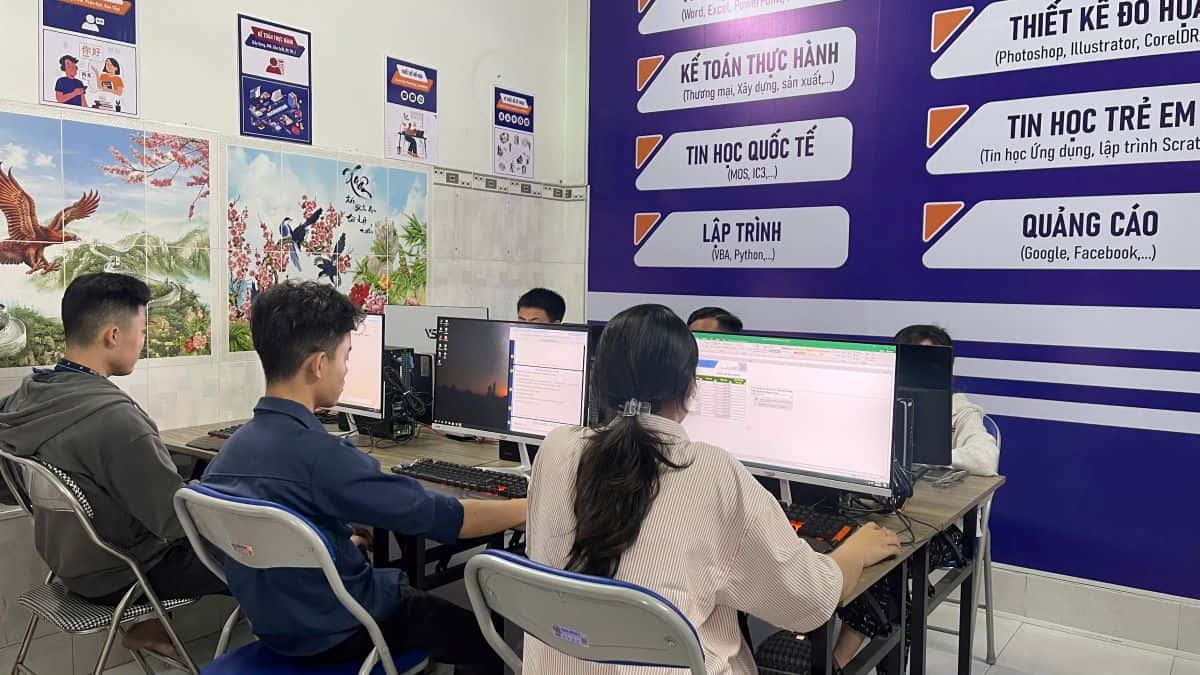 khóa học ai cho người mới bắt đầu